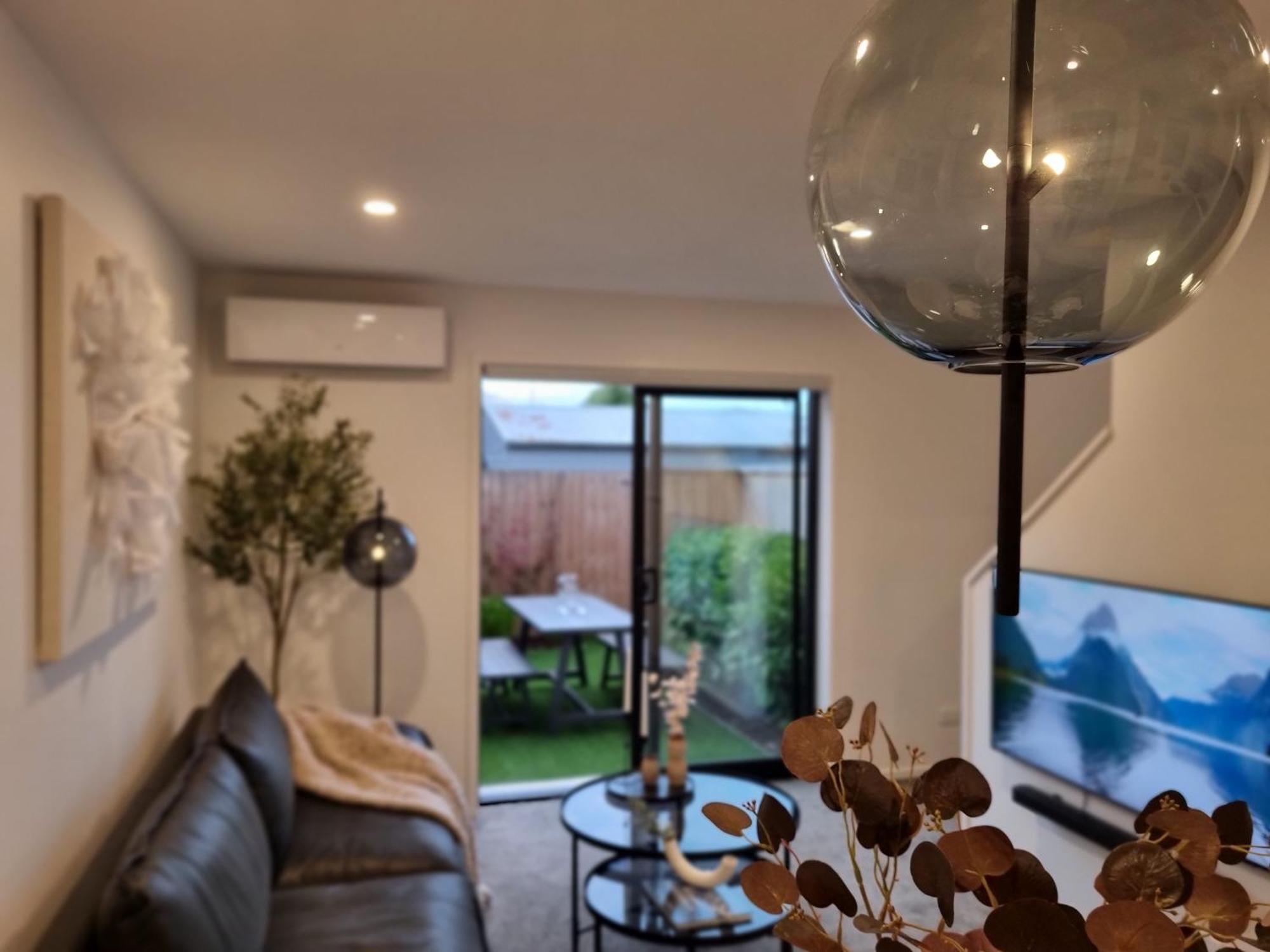 Ferienwohnung Cloud Nine Elegant Escape Awaits Christchurch Exterior foto